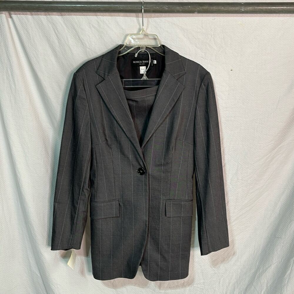 Monica Bianco grey white pin stripe stretch suit jacket 10 skirt 6 vintage nwt